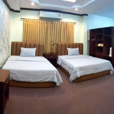 Excellency Apartment Vientiane Buitenkant foto