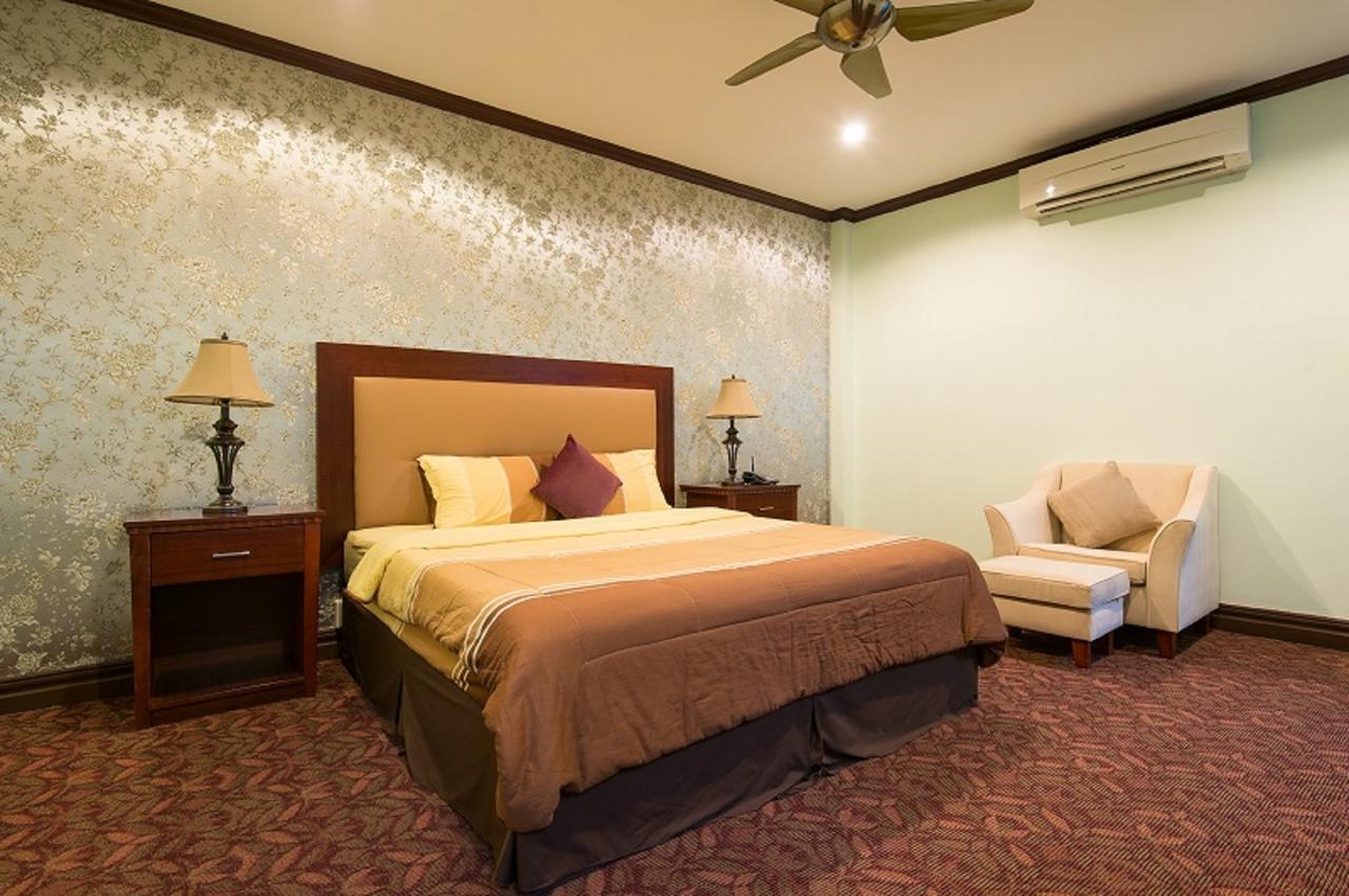 Excellency Apartment Vientiane Buitenkant foto